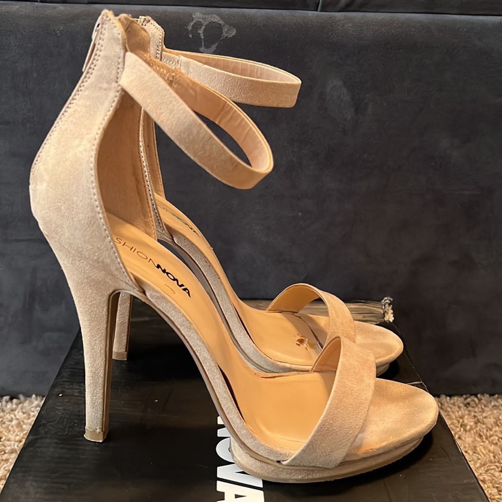 Fashion Nova TNT Heel